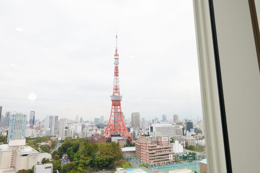 株式会社エアトリのオフィスから見える東京タワー