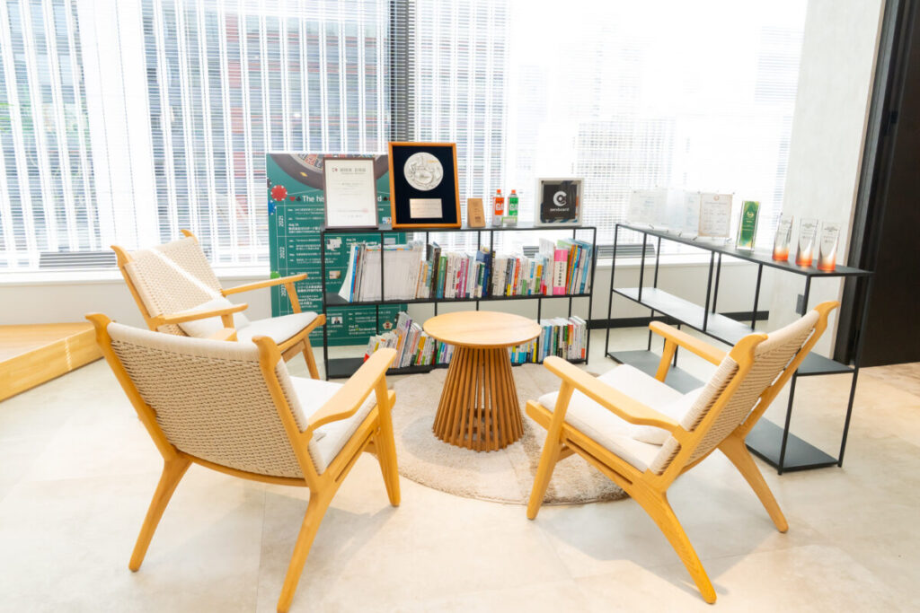 株式会社ゼロボード